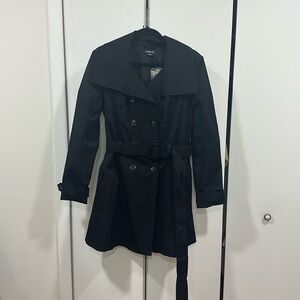 Bebe pleated trench coat